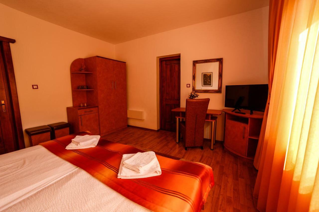 Pensiunea Eva Bed & Breakfast Sovata Exterior photo