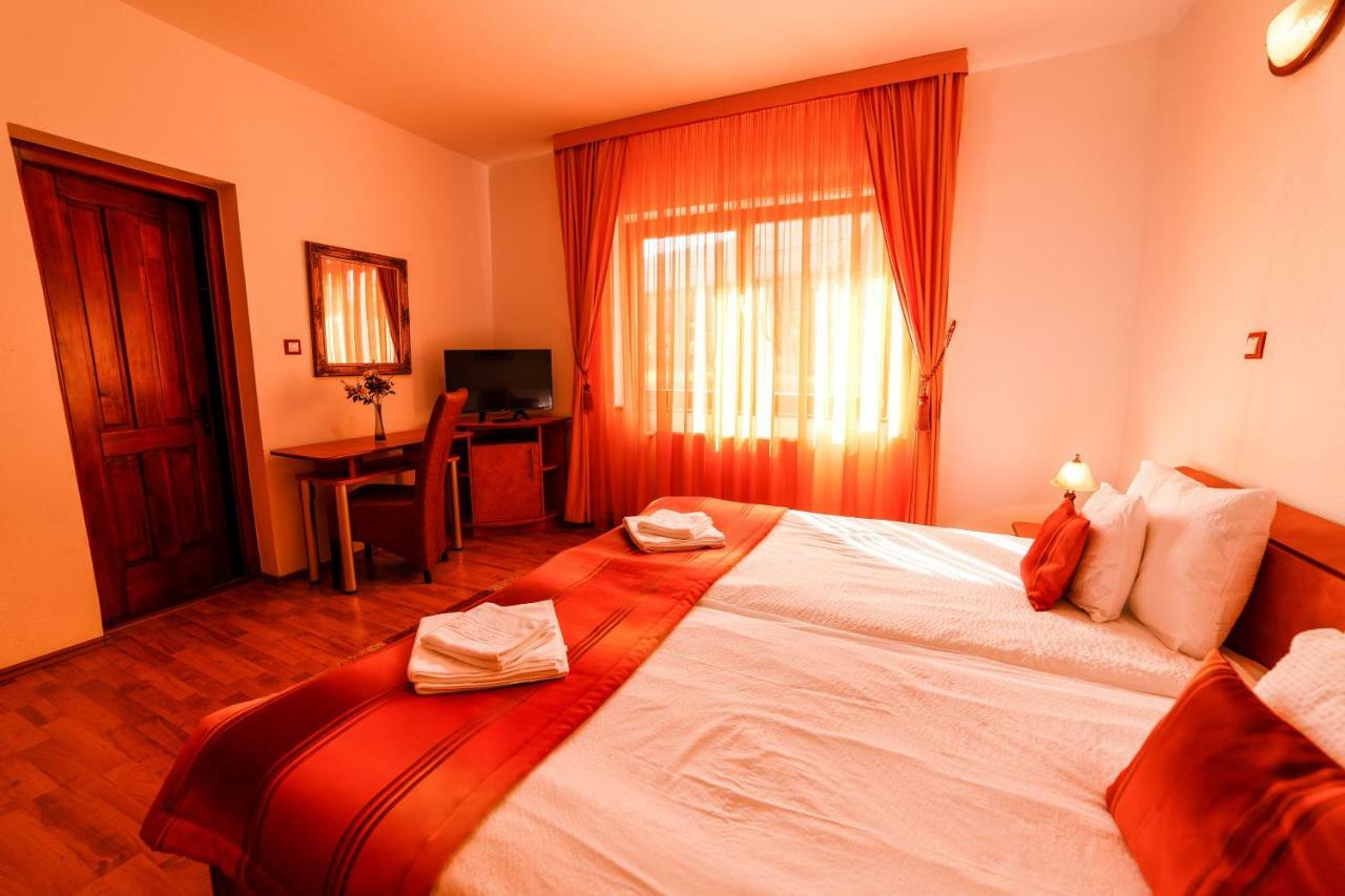 Pensiunea Eva Bed & Breakfast Sovata Exterior photo